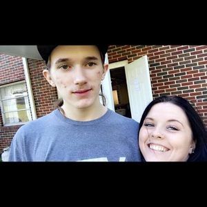 Meet your Posher, Chase